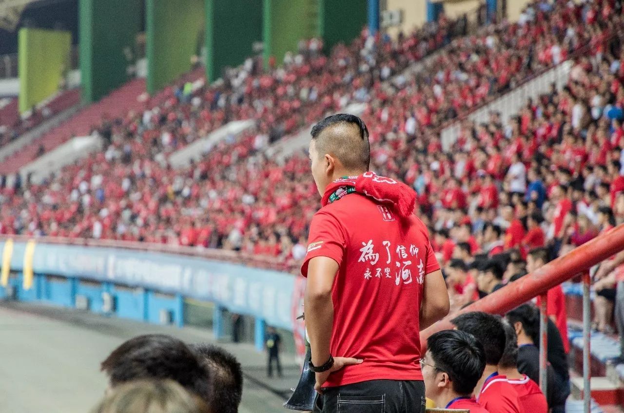 球速体育官网-魔术外传150分钟